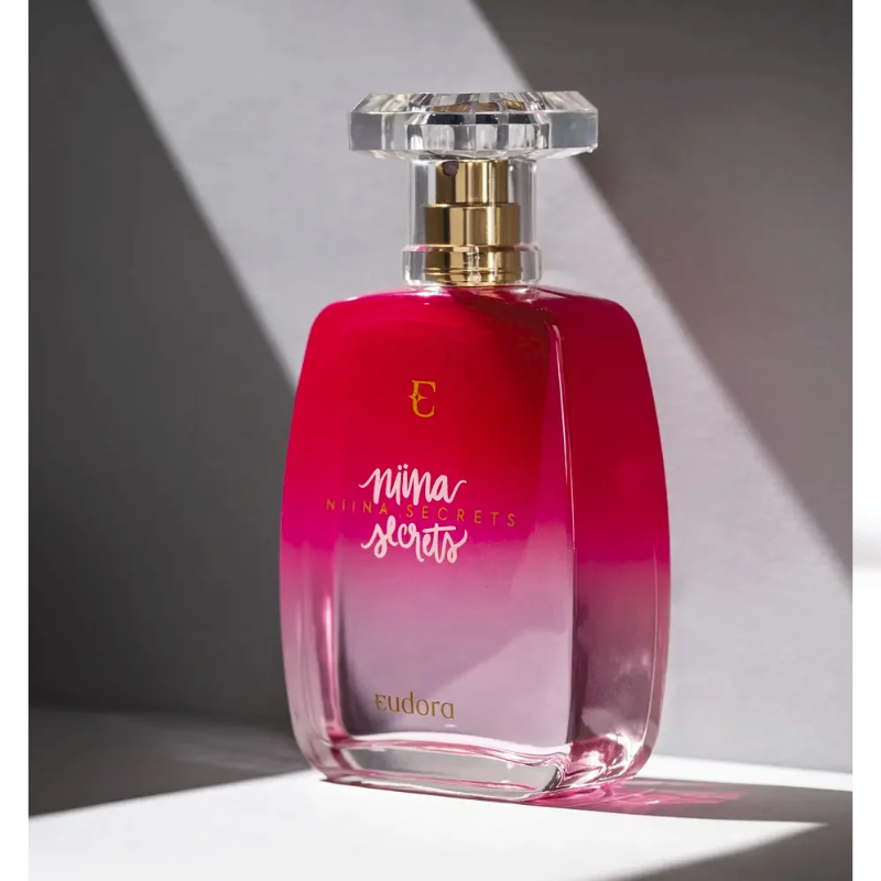 KIT NIINA SECRETS COLÔNIA 50ML + LOÇÃO DESODORANTE HIDRATANTE ILUMINADOR CORPORAL 100ML